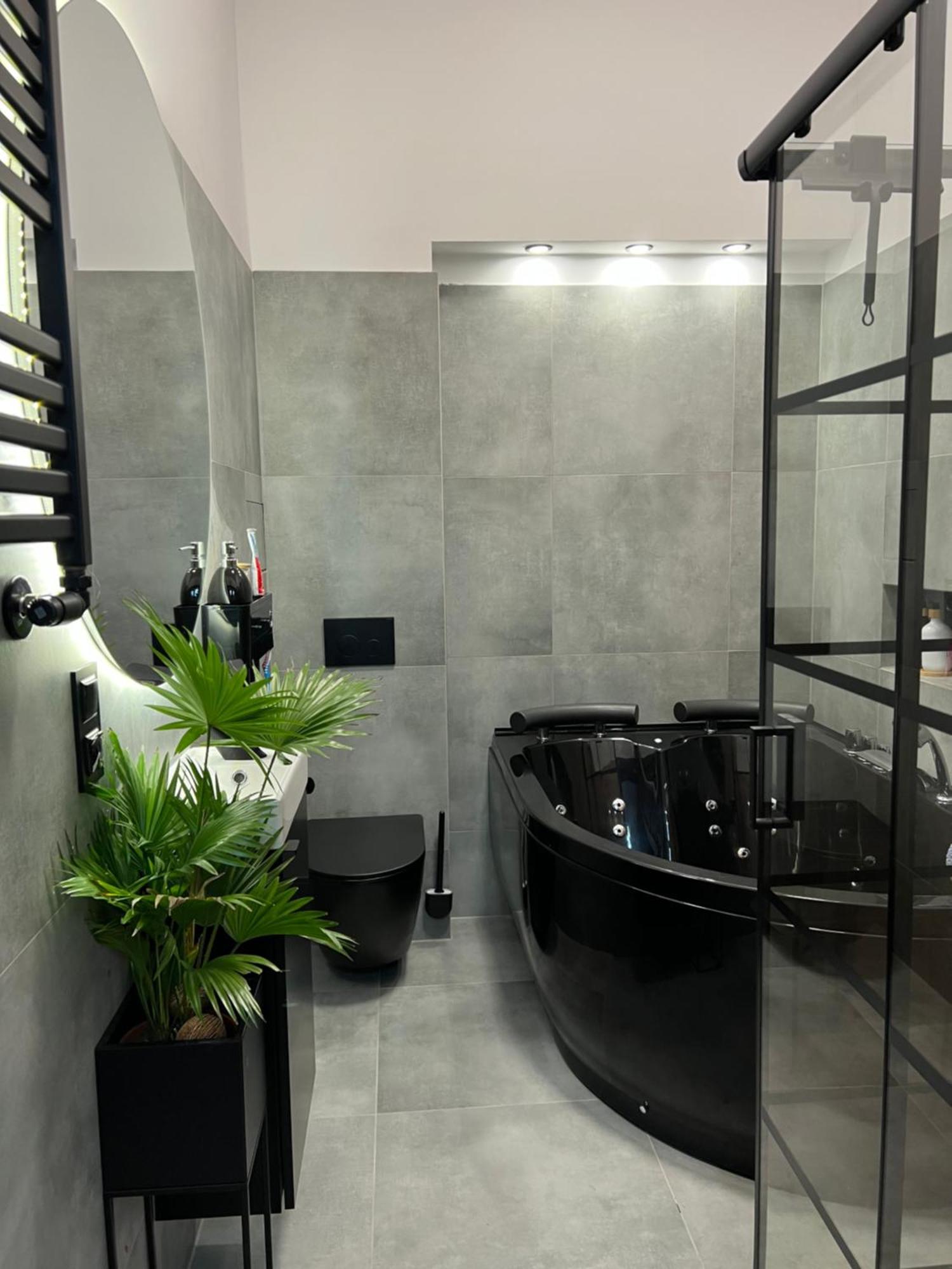 ורוצלב Loft W Centrum Z Jacuzzi מראה חיצוני תמונה