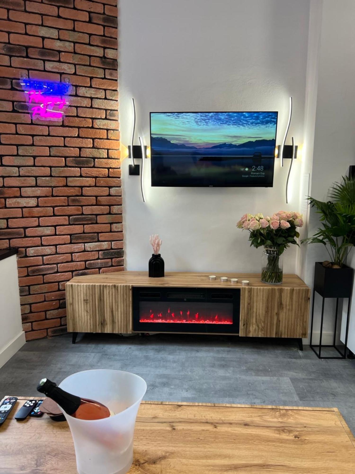ורוצלב Loft W Centrum Z Jacuzzi מראה חיצוני תמונה