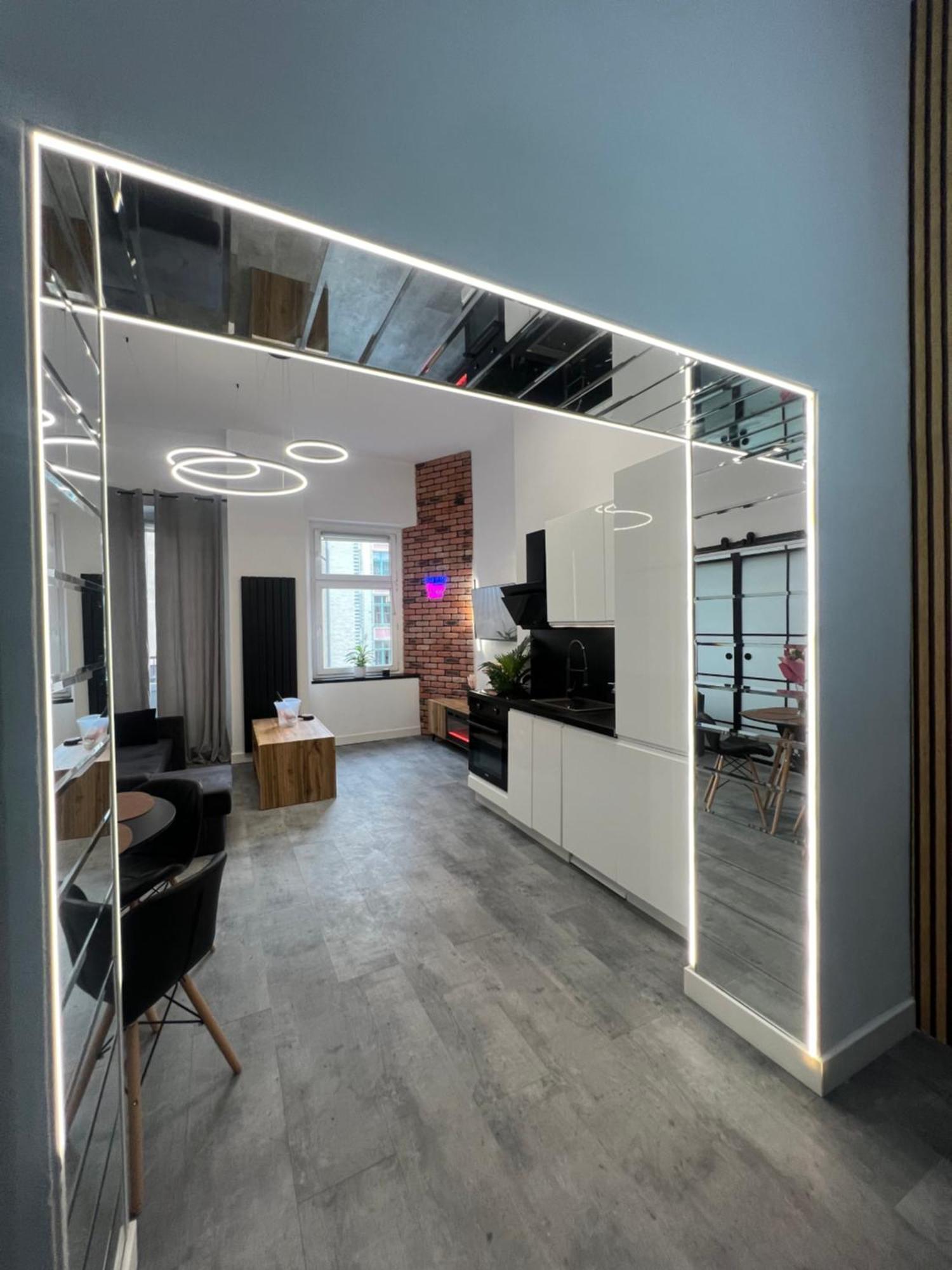 ורוצלב Loft W Centrum Z Jacuzzi מראה חיצוני תמונה